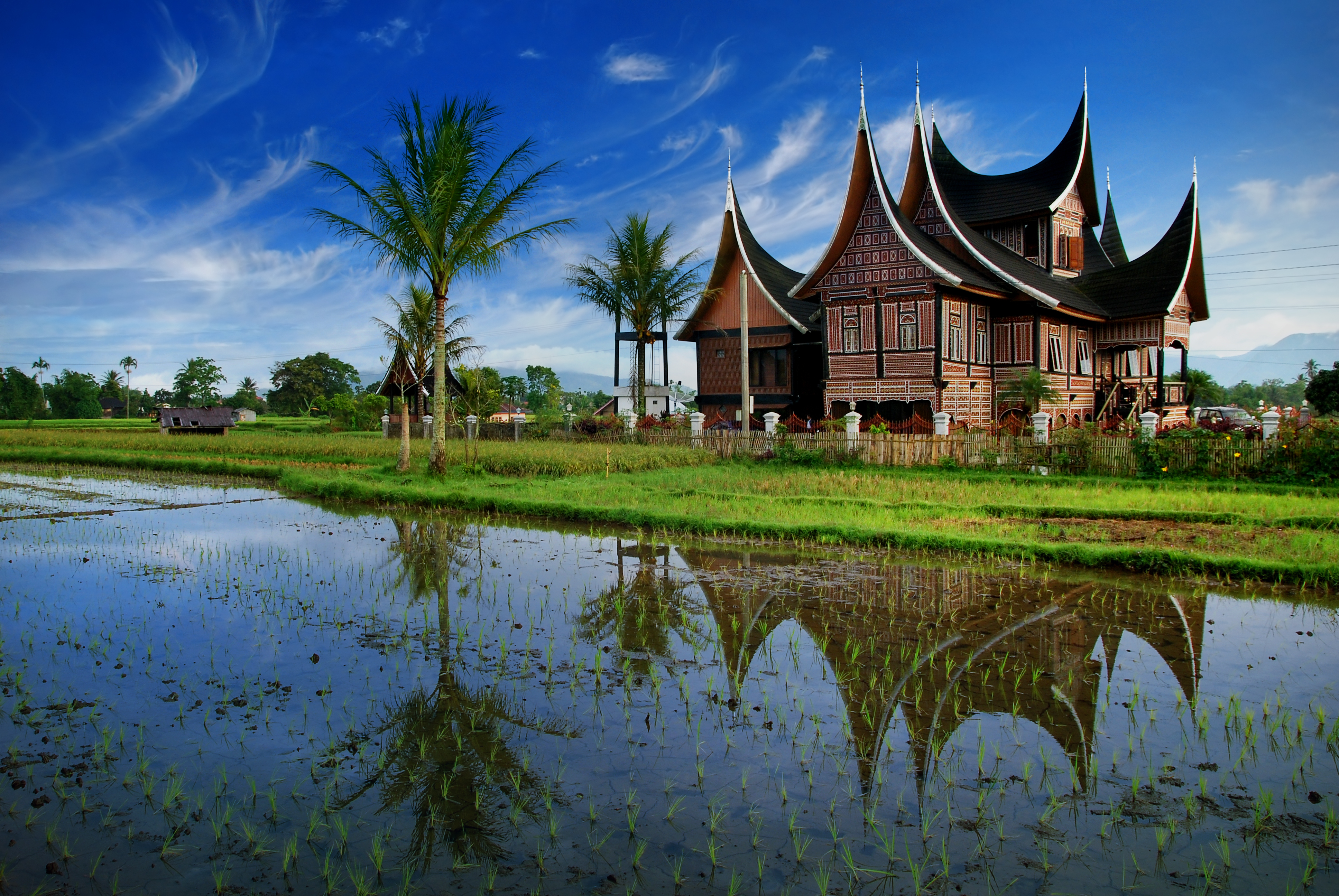 8-Day Padang’s countryside and beach stay